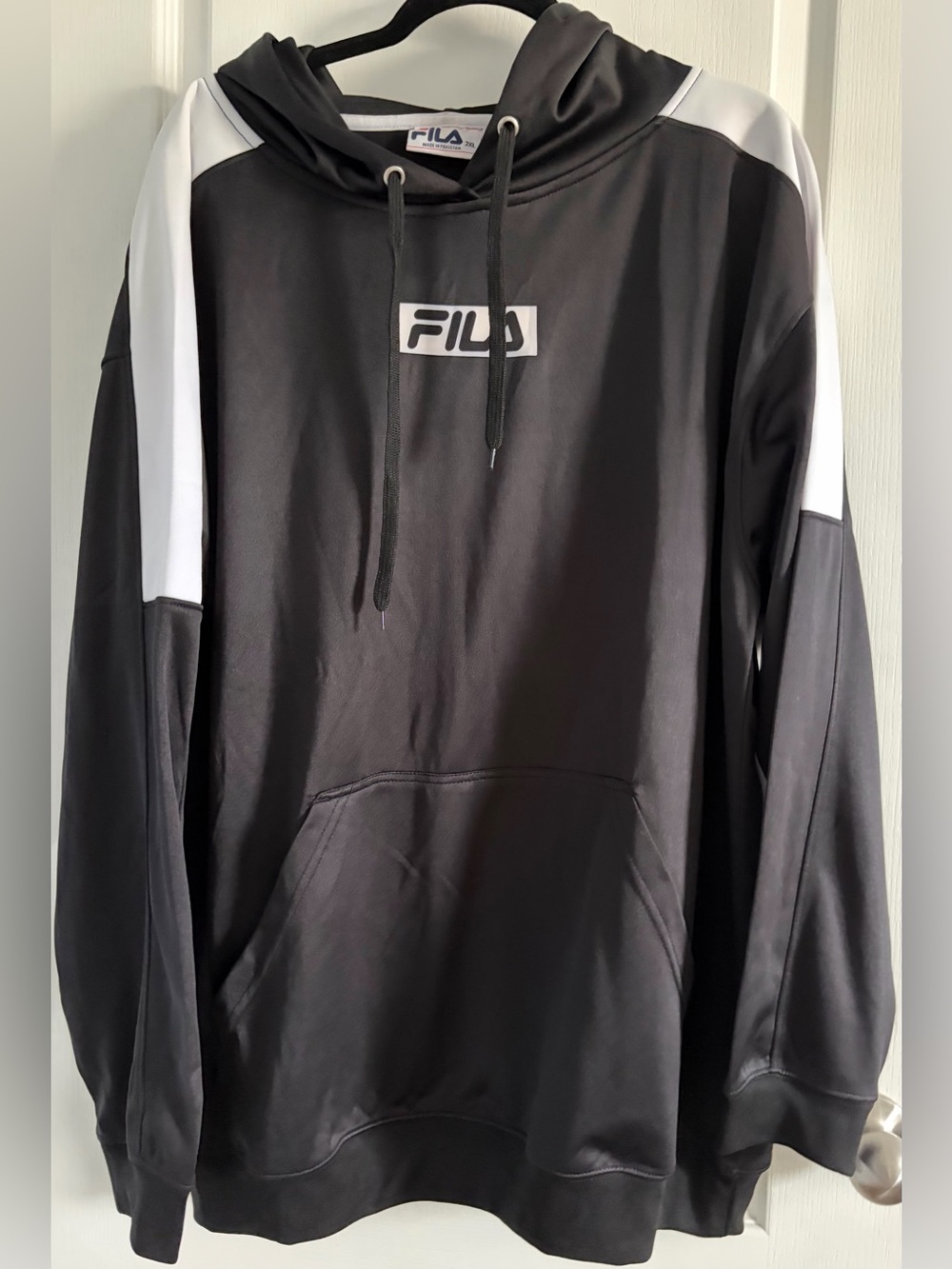 Men’s Fila Black and White Pullover Hoodie with Logo 2XL